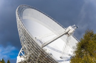 radio-telescope-3575529_640